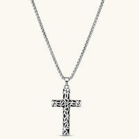 Collar con Cruz Celta